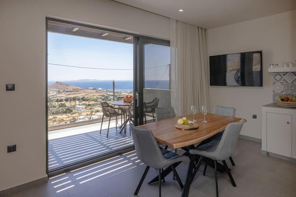 Pearl Suites And Villa Tinos Exterior photo