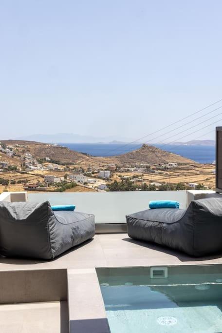 Pearl Suites And Villa Tinos Exterior photo