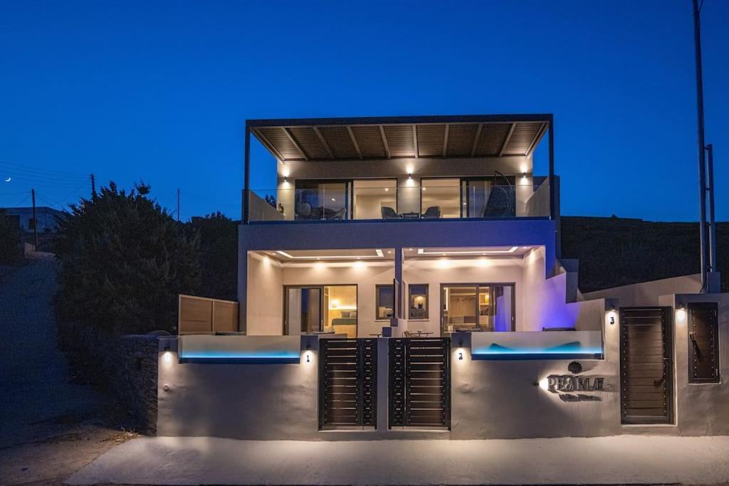 Pearl Suites And Villa Tinos Exterior photo