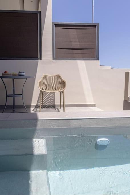 Pearl Suites And Villa Tinos Exterior photo