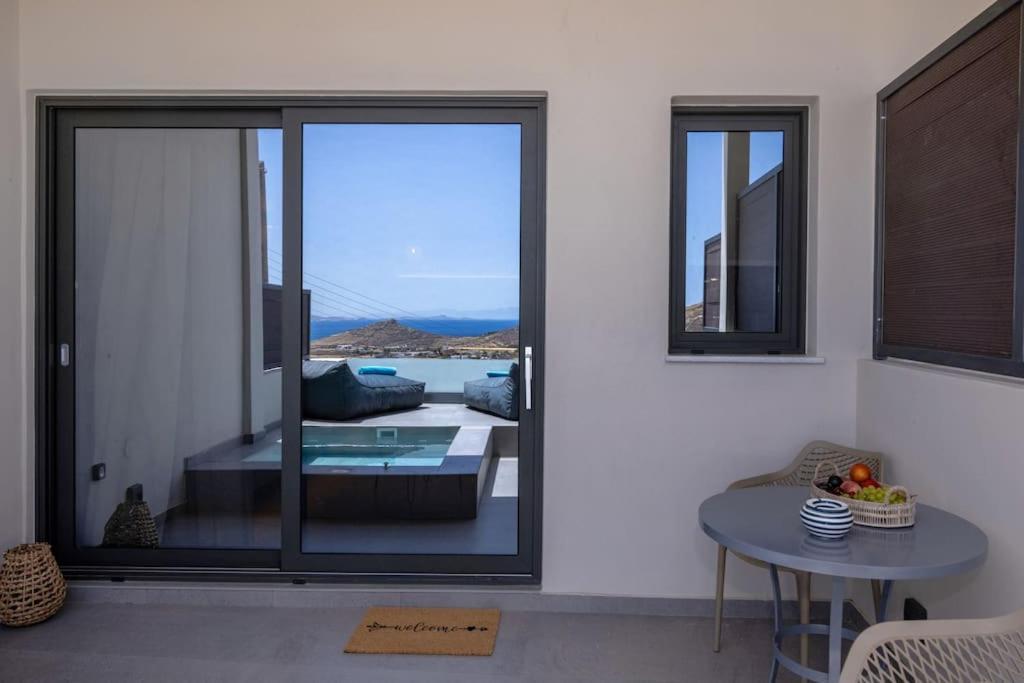 Pearl Suites And Villa Tinos Exterior photo